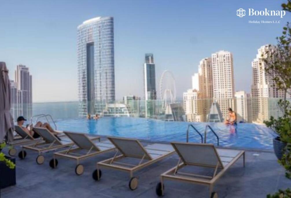 Apartment Cozy & Stylish 1 Bhk At Marina Star